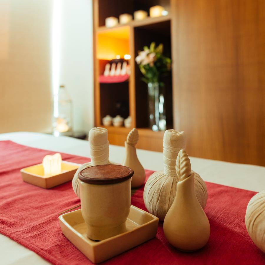 Novotel Lucknow Gomti Nagar Экстерьер фото